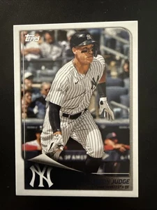 Aaron Judge 2025 Topps Flagship Collection # 99 - New York Yankees - Picture 1 of 2