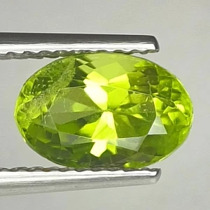 💕100% NATURAL 2.04Cts BEAUTIFUL SUPER GREEN PAKISTAN PERIDOT . - Picture 1 of 4