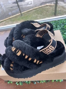 New UGG Disco Cross Slide Tiger Print Size 6 Women's 1127072 Black Stripe - Picture 1 of 2