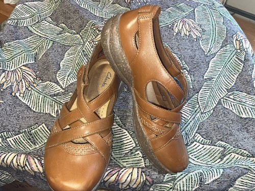 Scarpe pieghevoli pieghevoli Clarks taglia 7 marrone in pelle Clarks taglia 7