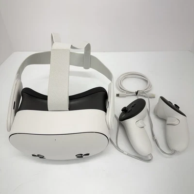 Meta Quest 3S All-In-One Virtual Reality VR Headset 128GB W/ Controllers - Image 1 of 4