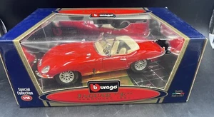 Burago 1:18 1961 Jaguar E Cabriolet Diecast Red Boxed W/Stand NOS - Picture 1 of 17
