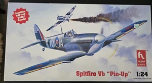 1/24 Spitfire Vb "Pin-Up" Modellbausatz von Hobby Craft - Bild 1 von 3
