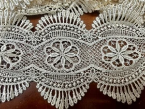 vintage venis rayon 6" lace trim ivory dyeable scallop 1yd made in USA - Picture 1 of 7