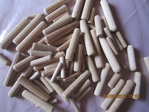 Holzdübel 5,6,8 mm durchmesser Riffeldübel Dübel Holzverbinder 100g Sonder. - Bild 1 von 4