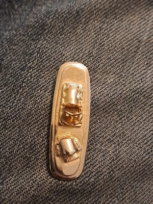 Antiker Anhänger Metall Goldplatte WATERSKI NAUTISCH Ski  - Bild 1 von 4