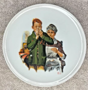 NORMAN ROCKWELL 7" Collector Plate W Stand Helping Mother Boy Threading Needle - Picture 1 of 4