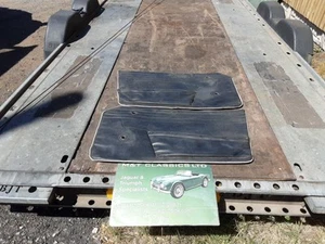 Triumph Tr4 4a Door Trim Panels - Picture 1 of 10