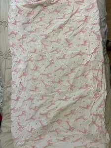 Pottery Barn Kids Crib Fitted Sheet Nursery Pink White Giraffe Baby Girl Flowers - Picture 1 of 4
