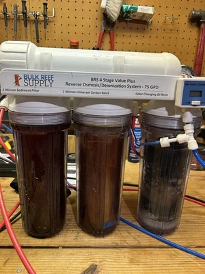 Bulk Reef Supply BRS 4 etapas valor plus. Sistema de ósmosis inversa/desionización Foto 1 de 2