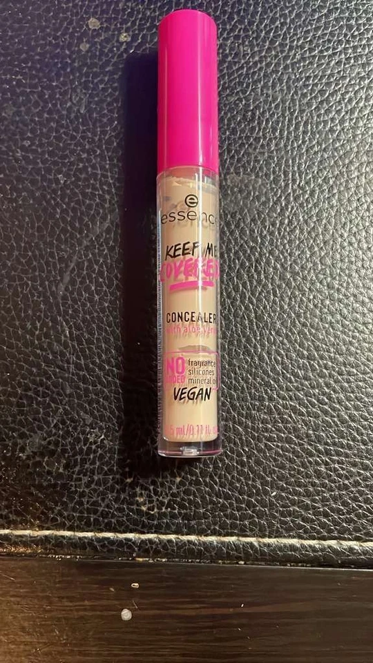 Corrector cubierto Essence Keep Me 50 carcasa cálida Foto 1 de 1