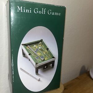 VTG Retro Mini Golf Game Desk Table Top 8" x 4.5" Desktop Diversions - 6"  Clubs