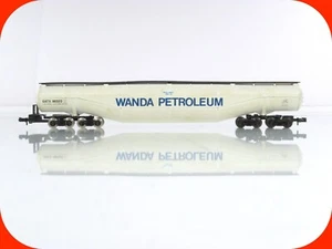N Scale Wanda Petroleum Jumbo Whale Belly 94' Tank Car, GATX 96503 -- Atlas 3113 - Picture 1 of 4