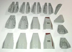 LEGO® City Keilsteine Flügel in neu-hellgrau Konvolut 20 Stück - Bild 1 von 1