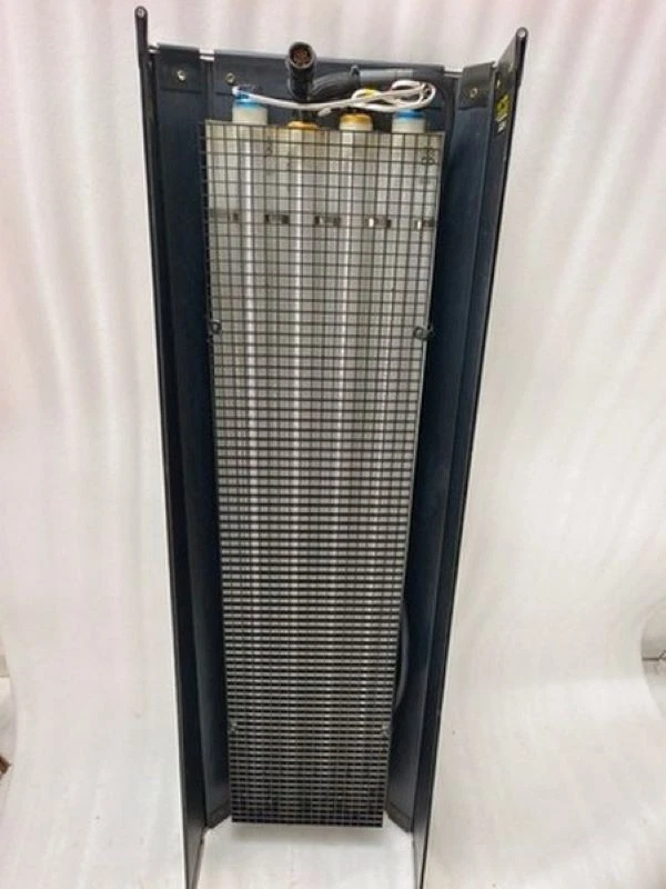 KINO FLO LIGHtTING SYSTEM FIX - 4804 / FIX - 2404 SERIES  4-BANK LIGHT - Image 1 of 4