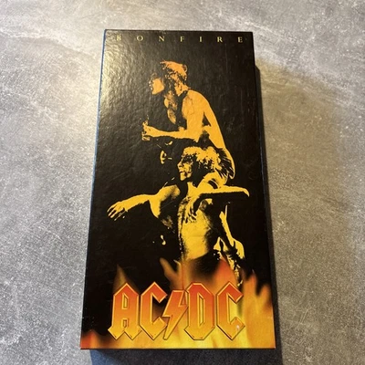 AC/DC - BONFIRE - EAST WEST RECORDS - 1997 - RAR Fast Neuwertiger Zustand - Bild 1 von 4