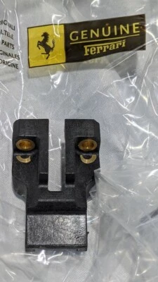 FERRARI 360 SPIDER MODENA PIEZA EMBRAGUE SENSOR BASE SOPORTE 201282 Foto 1 de 4