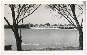 Postal Albert Street Memorial Bridge Regina Saskatchewan SK Wascana Lake RPPC - Imagen 1 de 2