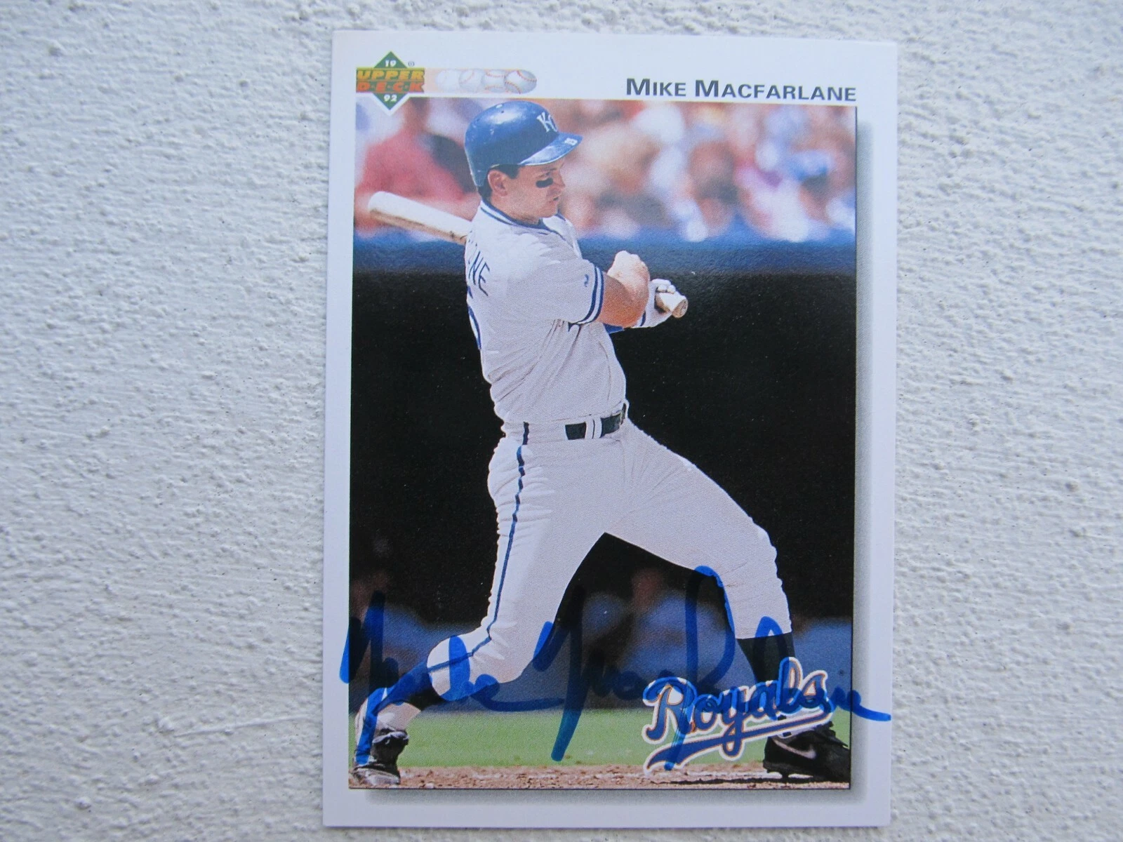 Royals Mike Macfarlane Signed Autographed 1992 Upper Deck Mint