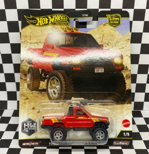 Hot Wheels 2025 Car Culture HW Fuoristrada 1987 Rosso Toyota Pick Up Truck 1/64 - Foto 1 di 4