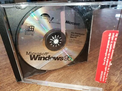 Vintage Microsoft Windows 95 w/ Games, P/N 000-45234, Disc + Jewel case PC disc - Image 1 of 3