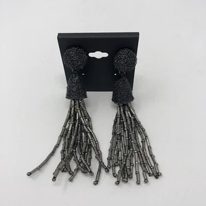 nOir Jewelry Tassel Clip On Earrings Gray Black Bead Birchbox Anthropologie $40 - Picture 1 of 6