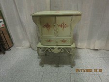 comodino epoca anni 1950--stile liberty--