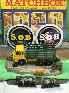 Lesney 1960s Stake Truck No 4 Yellow Diecast w/ 2 Cows & 1 Calf EX Condition - Picture 1 of 7