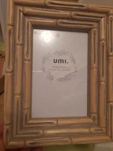 UMI. Essentials 4x6  desk stand -beige- Photo frame - Picture 1 of 2