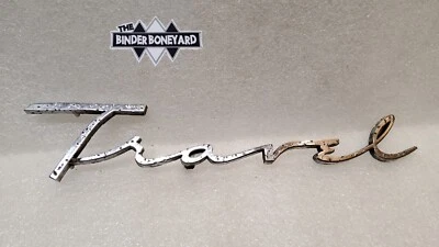 50 年代 60 年代国际收割机 Travelall 脚本徽章 186169-R1 破损 — 第 1/4 张图片