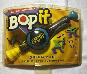 Vintage New & Sealed 2002 Hasbro Milton Bradley Bop It Electronic - Picture 1 of 12