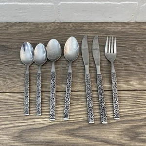 7 Vintage Hanford Forge FINESSE Stainless HF Korea Floral Silverware Flatware - Picture 1 of 6