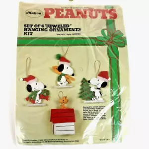Malina Peanuts SNOOPY Christmas Ornaments Kit Sterilized RARE 4 in Set - Picture 1 of 2