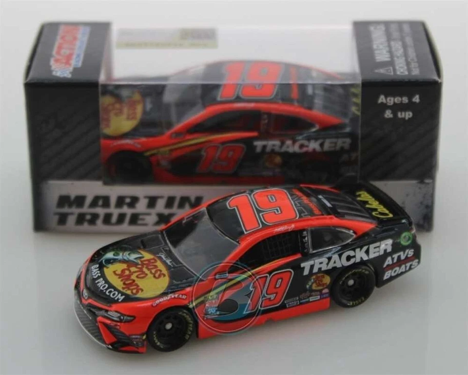 Bajo Martin Truex Jr 2019 Pro Shops 1:64 Nascar Diecast Foto 1 de 1