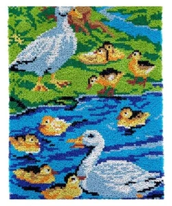 Duck Family Rug Latch Hooking Kit (85x58cm) - Picture 1 of 6