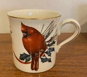 Lenox Christmas Greeting Cardinal Mug Gold Trim Loop Handle by Catherine McClung - Picture 1 of 7