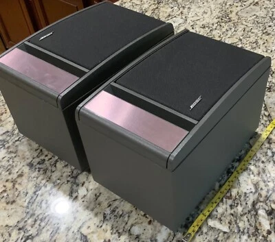 Par de altavoces de estantería Bose gama completa modelo: 141 color negro y gris sin probar Foto 1 de 4