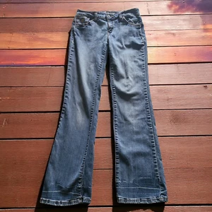 Rocawear Jeans Womens Blue Denim Flare Low Rise 5 Pocket Medium Wash Size 7 Y2K - Picture 1 of 6