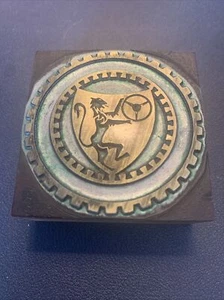 Vintage letterpress  printing block lion holding steering wheel - Picture 1 of 1