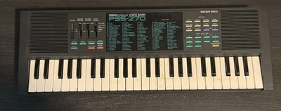 Teclado electrónico portátil Yamaha PSS-270 vintage - negro Foto 1 de 4