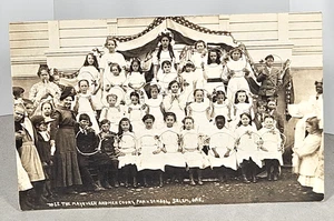 1915 RPPC Postcard May Day Exercises Children May Queen Court Park School Salem - Picture 1 of 2