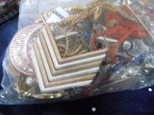 KONVOLUT MODESCHMUCK TEILE & TEILE REPARATUR BASTELN 2 + PFUND * LOT 1 #10/11 - Bild 1 von 13