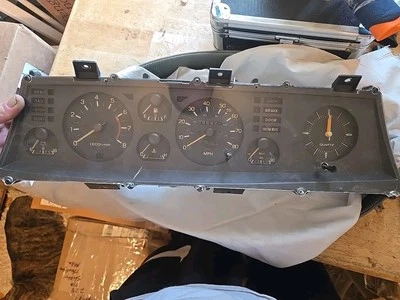 Datsun 200sx 1980-83 OEM instrumento velocímetro calibre poco kilometraje  Foto 1 de 4