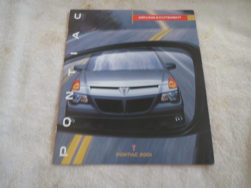 2001 PONTIAC FIREBIRD MONTANA AZTEK GRAND PRIX BONNEVILLE SUNFIRE FOLHETO DE VENDAS - Imagem 1 de 1