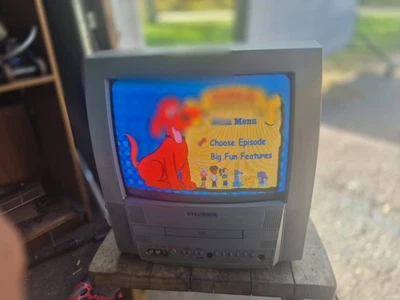 Sylvania 13” CRT TV/DVD Player Combo Model 6513DF Retro Gaming TV 2005 No Remote - Image 1 of 4