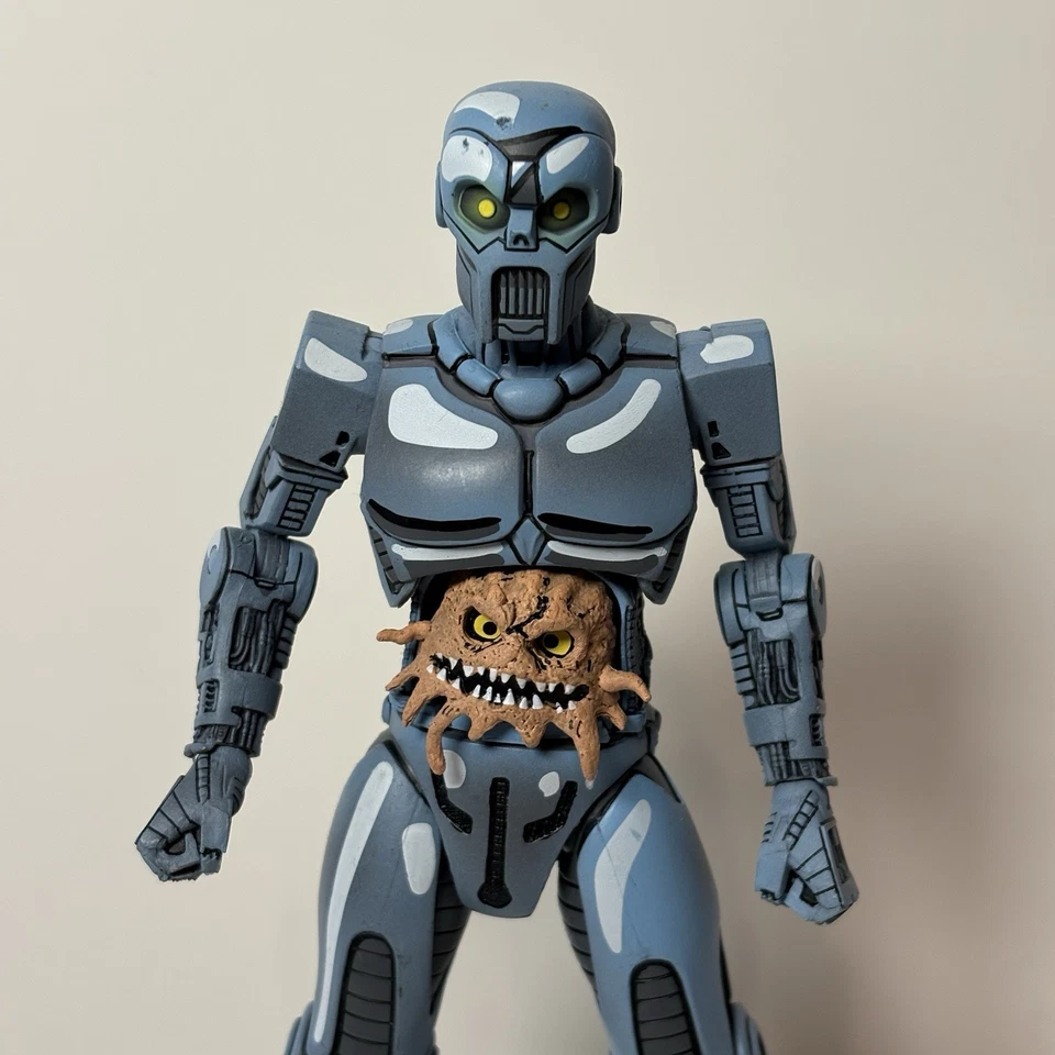 Figura de acción suelta NECA TMNT Utrom Mirage Comics Teenage Mutant Ninja Turtles Foto 1 de 4