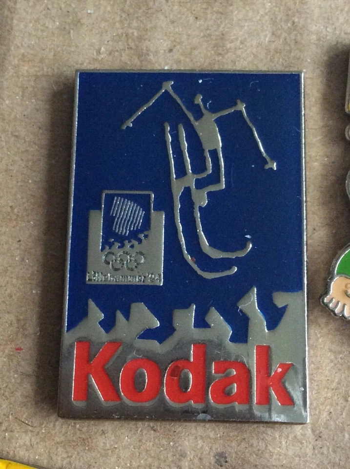 Lillehammer 1994 kodak pictogram freestyle pins  - Image 1 of 1