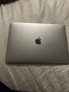 MacBook Pro A2159 2019 13" Silver Palmrest, Touchpad, Keyboard, Battery - Afbeelding 1 van 9
