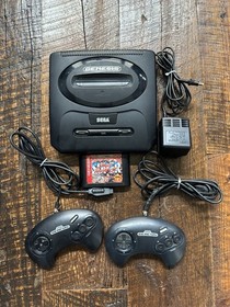 SEGA GENESIS MK-1631A Video Game Console + Street Fighter 2 + 2 Controller READ