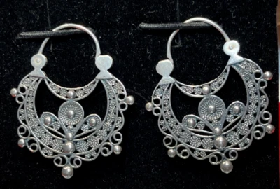 Vintage Sterling Silver .925 Beautiful Artwork Spain Earrings by Luis Mendez - Image 1 of 4